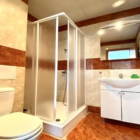 Apartman Bratanov Sunny Noks *