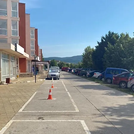 Apartman Bratanov Sunny Noks Napospart